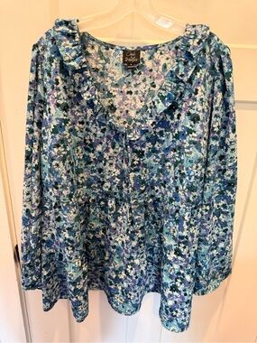 Oak & Trellis 1X Blue Floral Ruffle Neck Peplum Blouse Plus Size